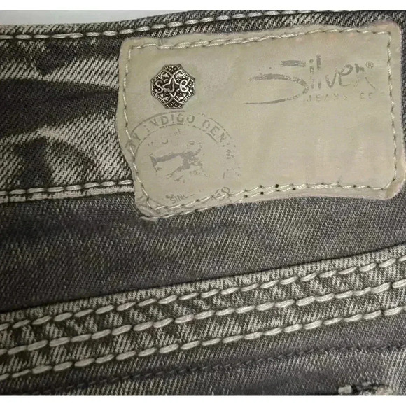Silver Jeans Womens Grey Suki Flap Skinny Size 26x31 Distressed Soft Denim - Picture 6 of 12